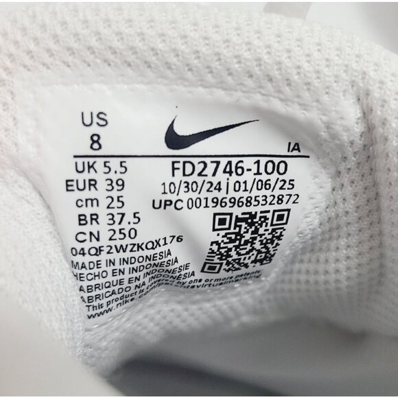 NEW Nike Womens Alpha Huarache Elite 4 Turf Softball Shoes FD2746-100 Size 8 #1 - Picture 7 of 9